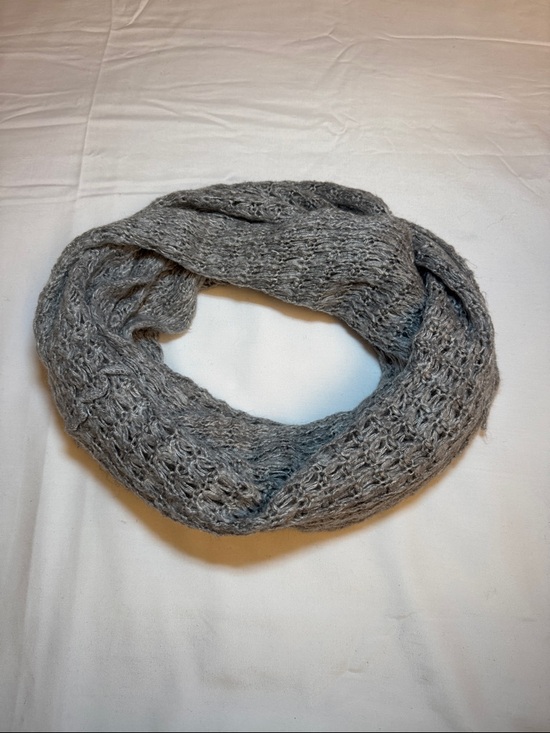 Cotton On Accessories - Cotton On Heather Gray Knit Infinity Scarf